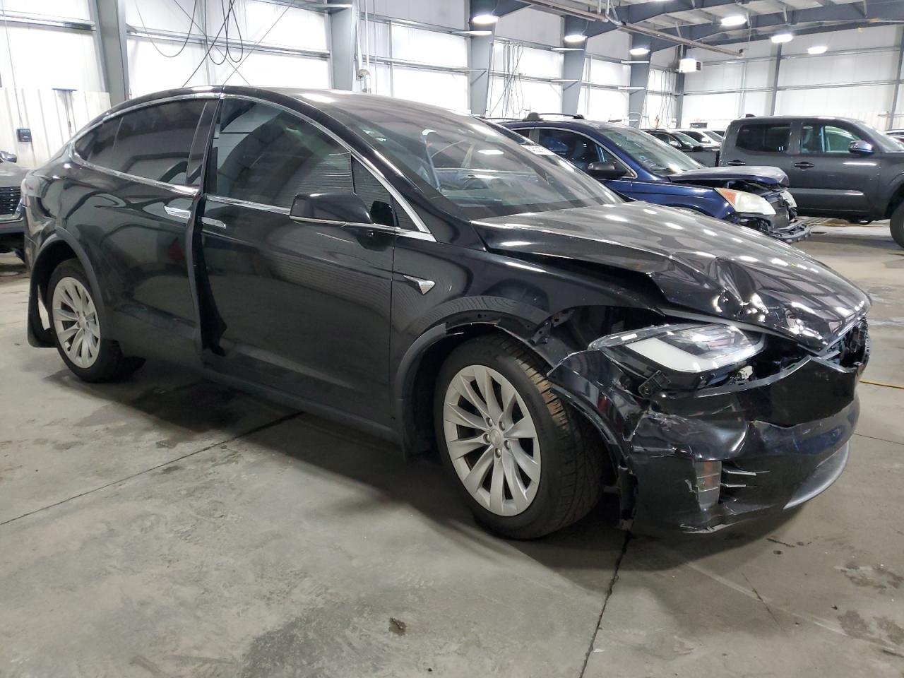 Tesla Model X Image 7