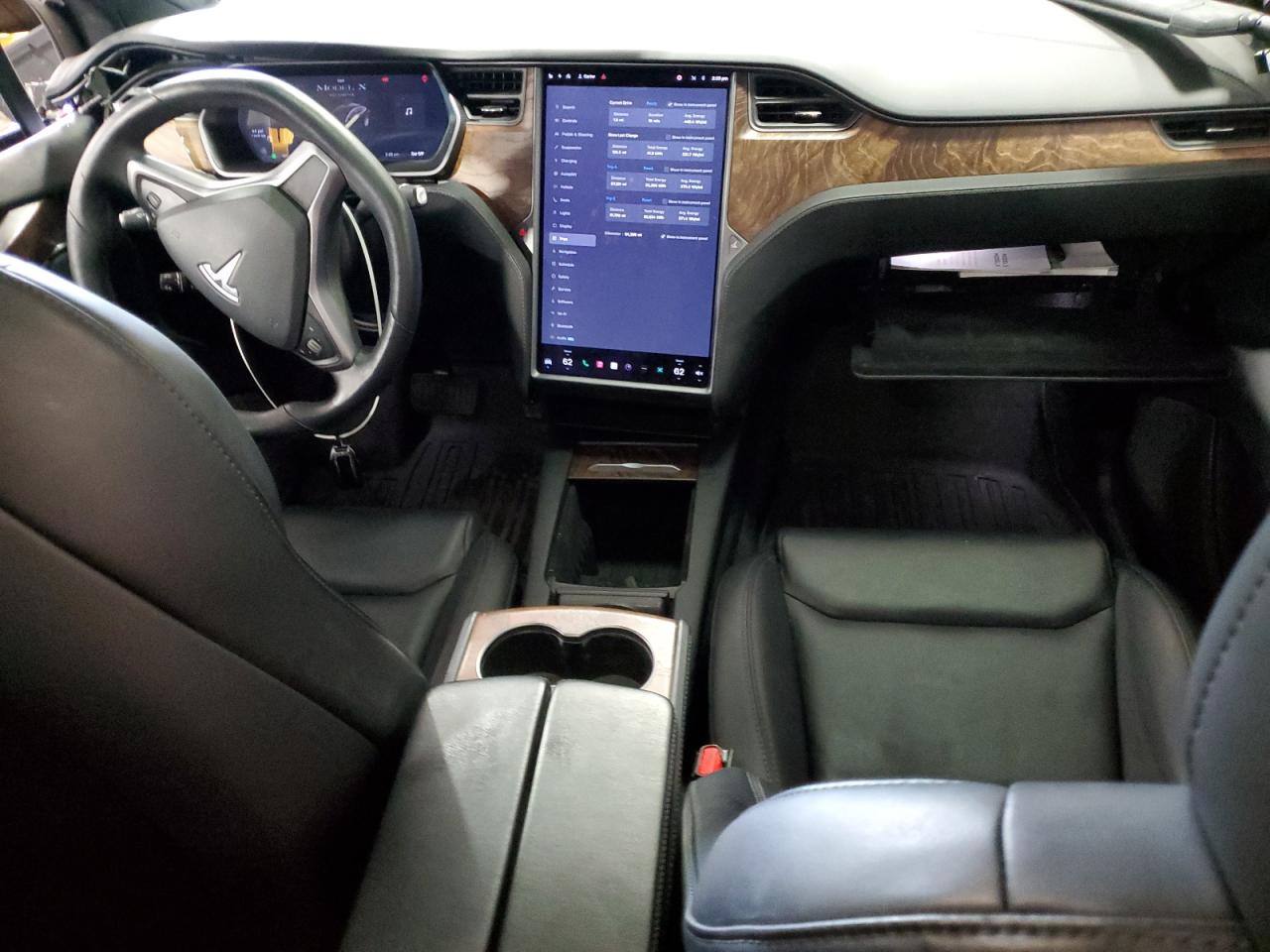 Tesla Model X Image 10