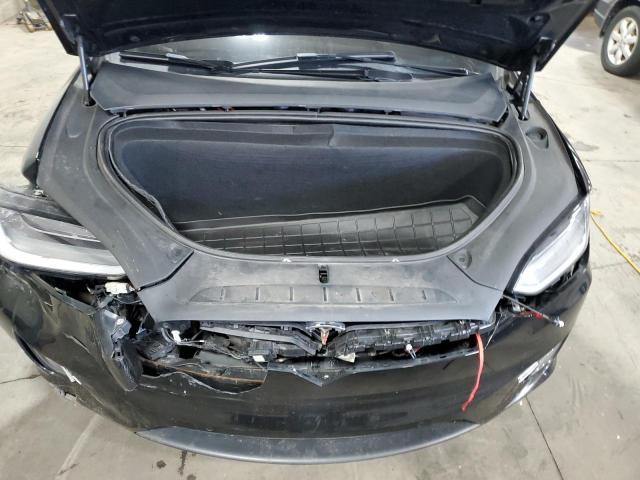 Tesla Model X Image 13