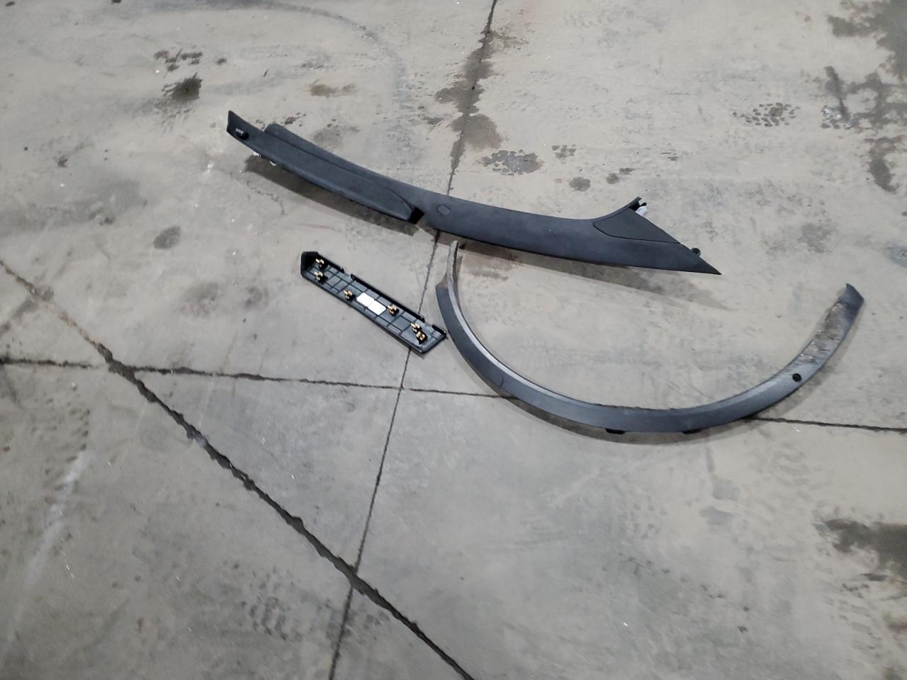 Tesla Model X Image 12