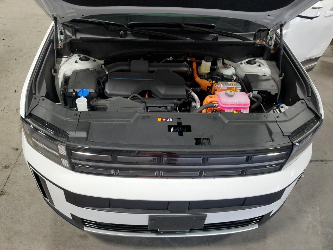 Hyundai SANTA FE Limited Image 4