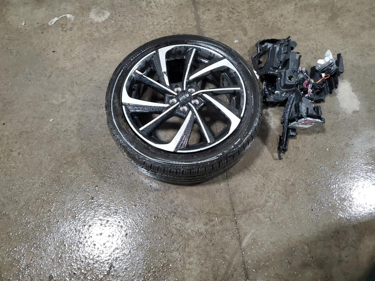 Lincoln Corsair Reserve Image 13