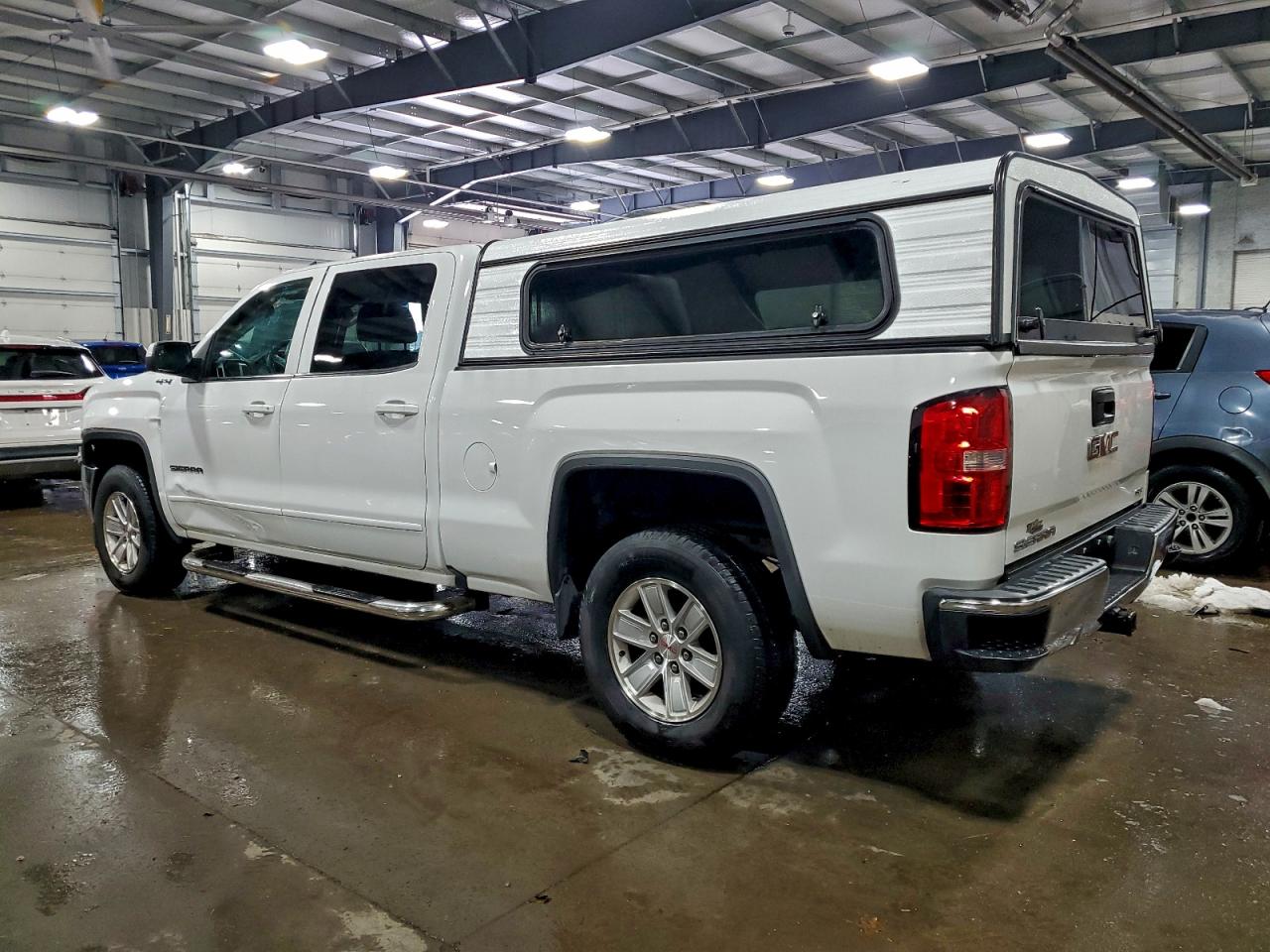 GMC Sierra K1500 Sle Image 2