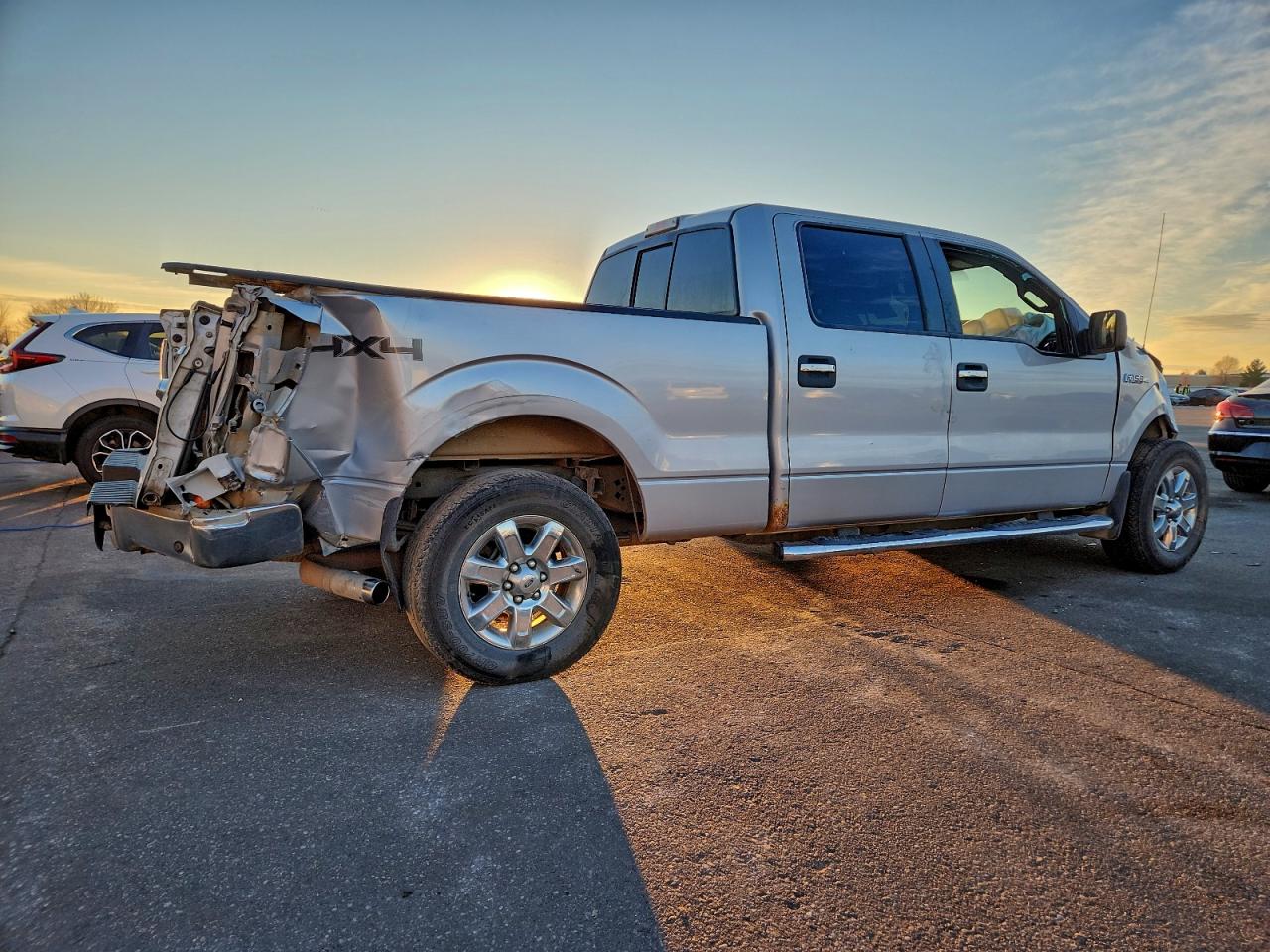 Ford F-150 Supercrew Image 4