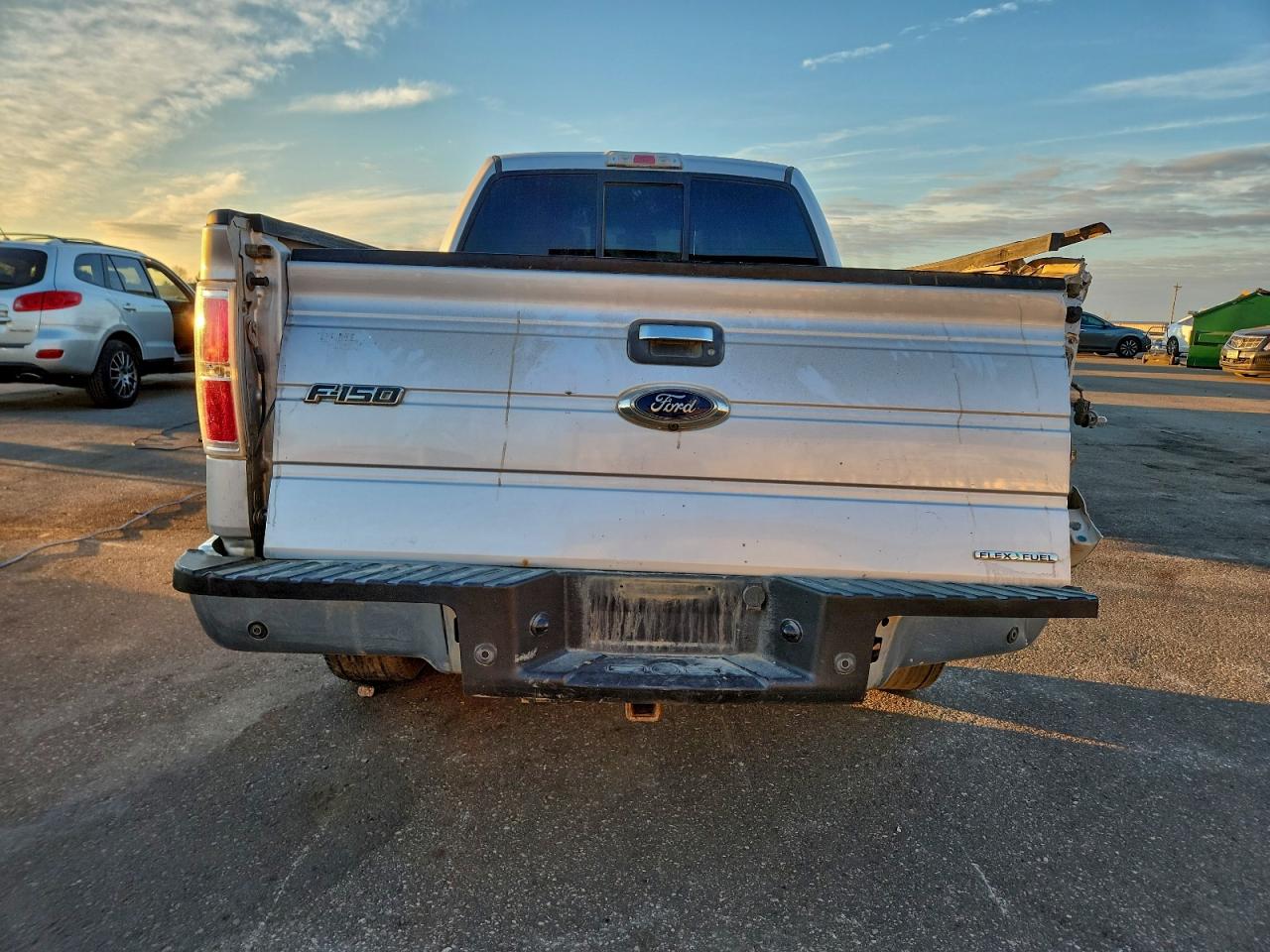 Ford F-150 Supercrew Image 7