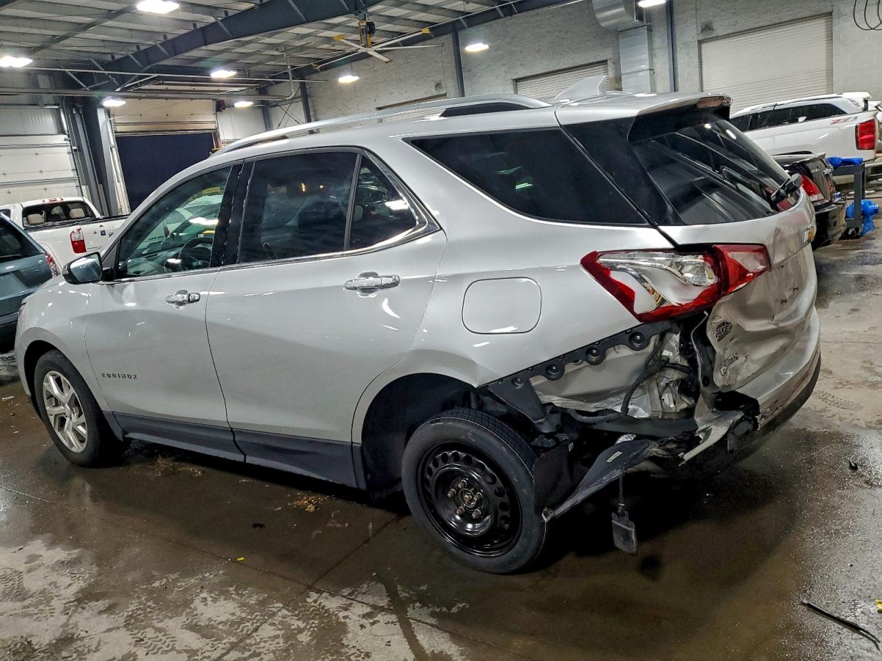 Chevrolet Equinox Premier Image 14