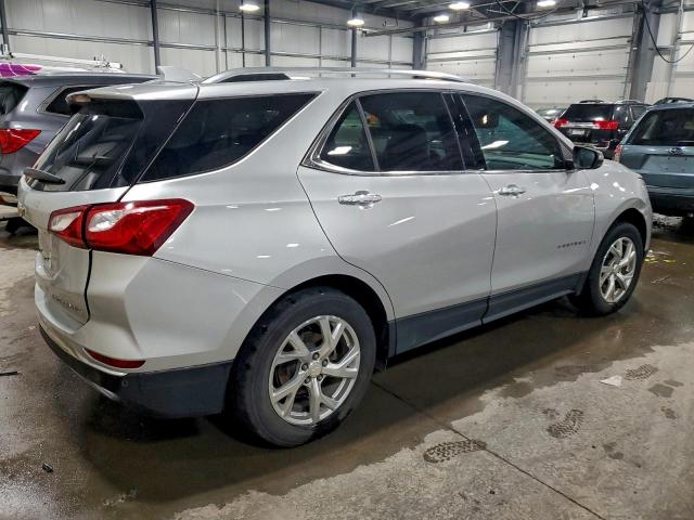 Chevrolet Equinox Premier Image 3