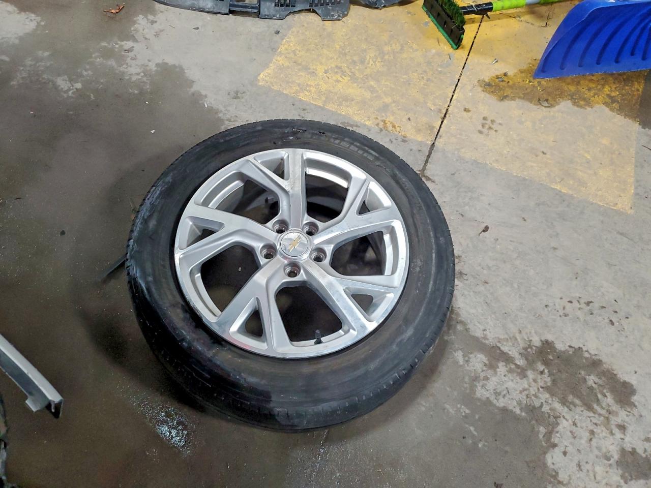 Chevrolet Equinox Premier Image 5