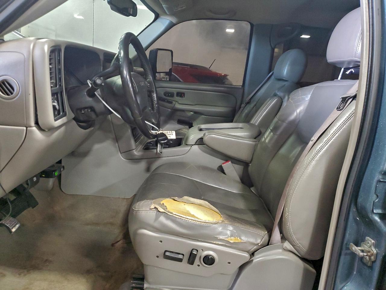 GMC Sierra K2500 Heavy Duty Image 6