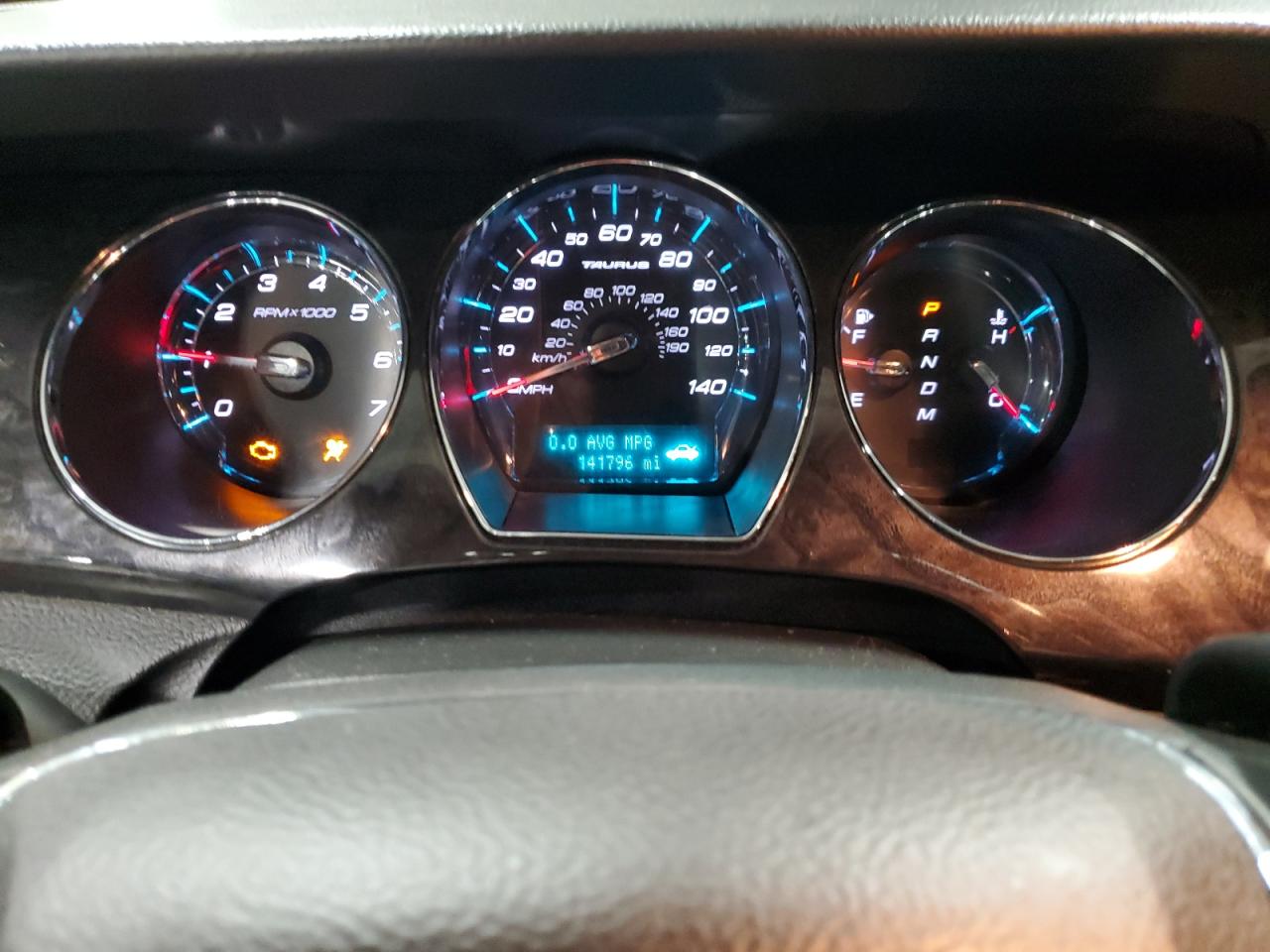 Ford Taurus Limited Image 2