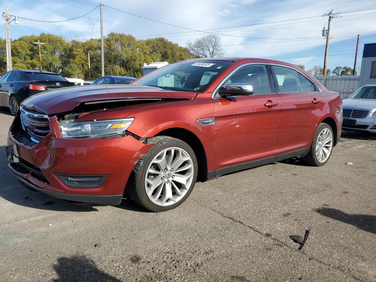 Ford Taurus Limited Image 1
