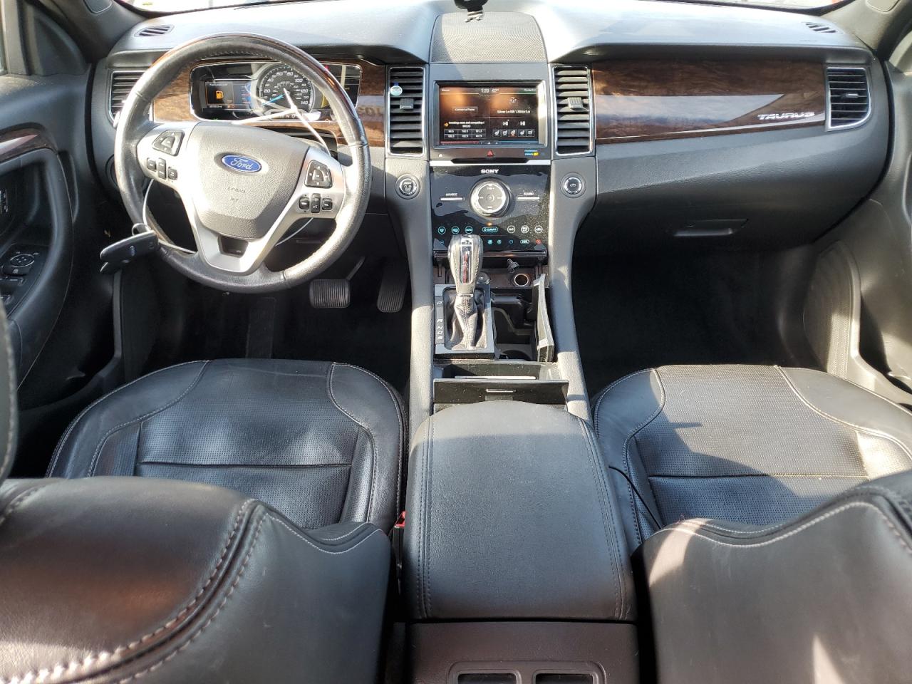 Ford Taurus Limited Image 3