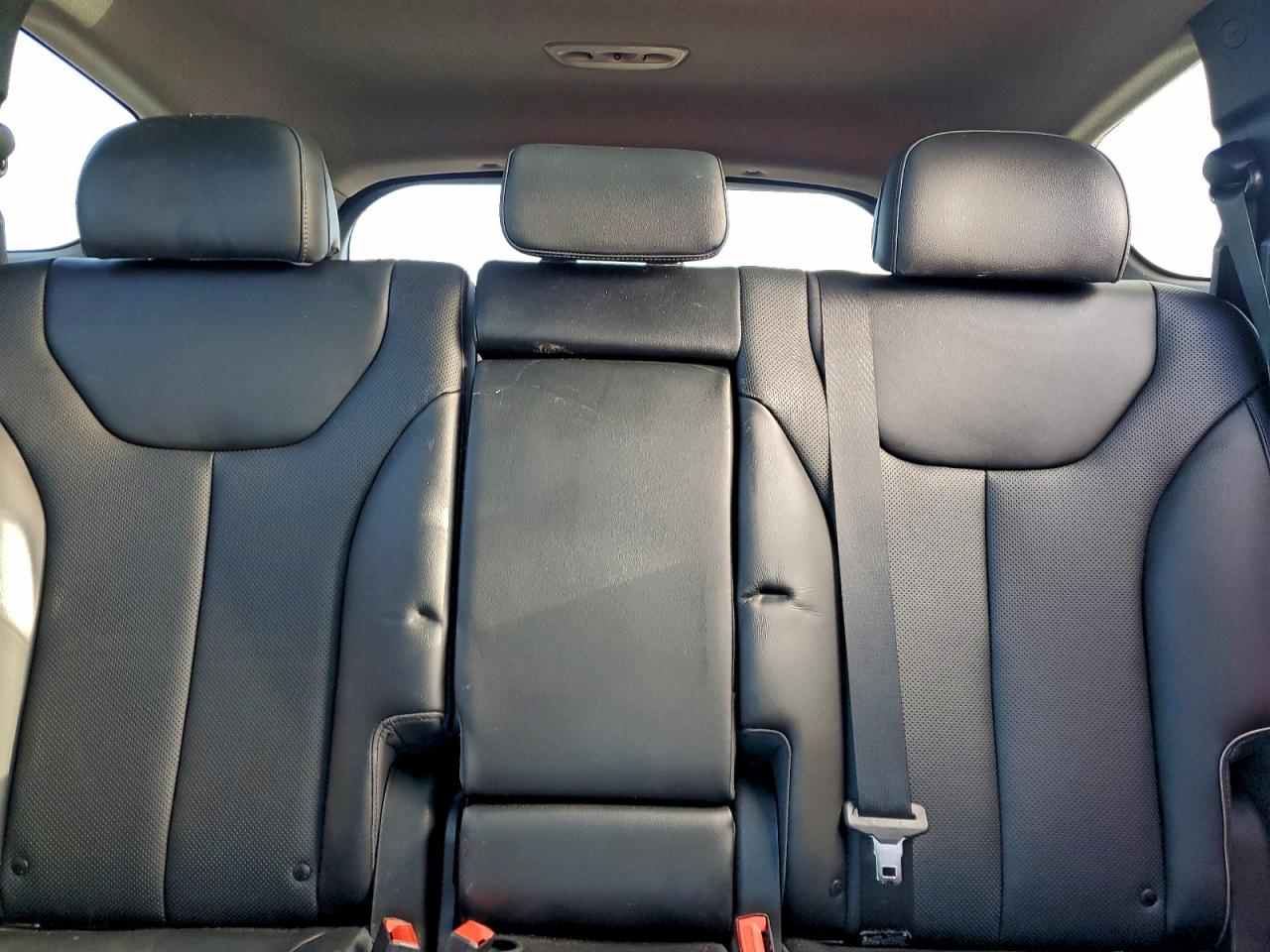 Hyundai SANTA FE Limited Image 7