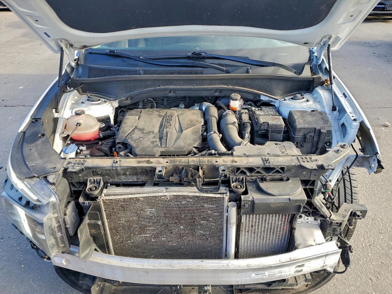 Hyundai SANTA FE Limited Image 9