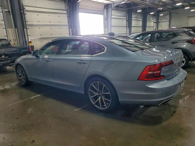 Volvo S90 T6 Momentum Image 4