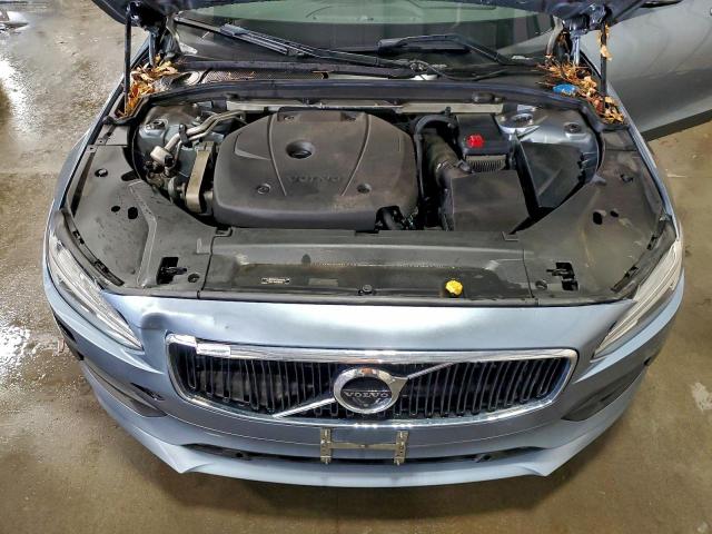 Volvo S90 T6 Momentum Image 11