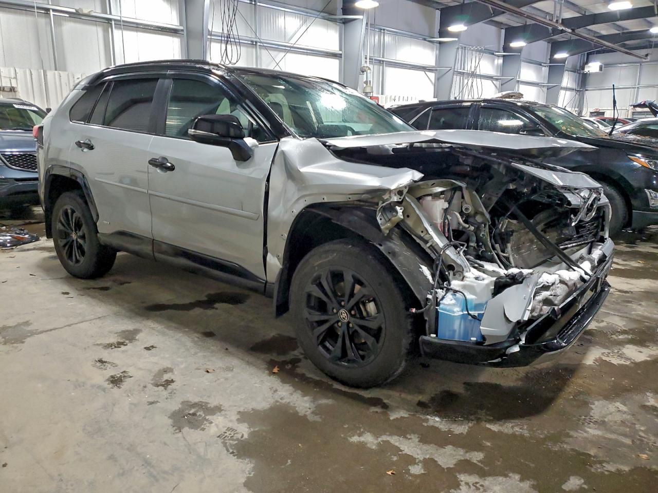 Toyota RAV4 Xse Image 10