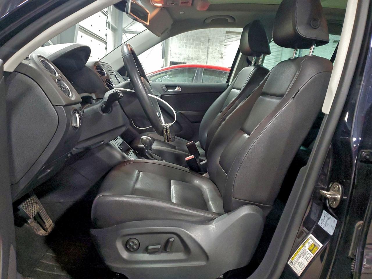 Volkswagen Tiguan Wolfsburg Image 5