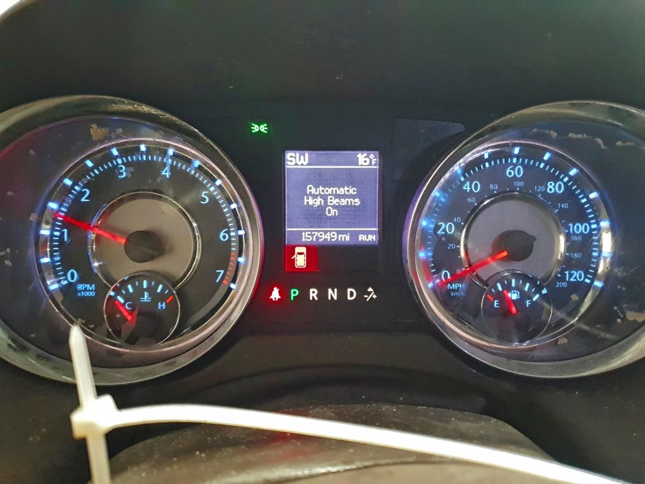 Chrysler Minivan Limited Image 10