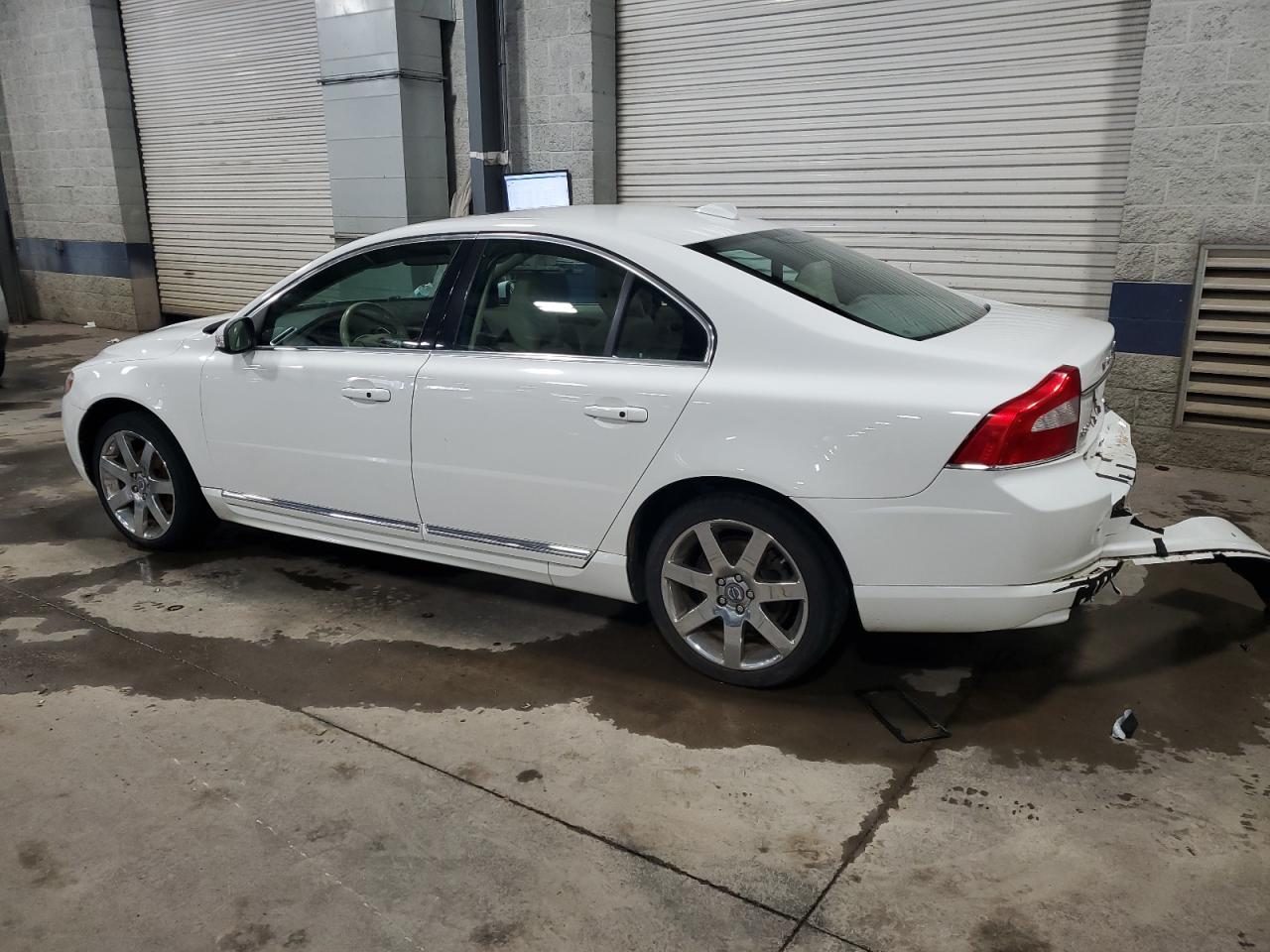 Volvo S80 3.2 Image 11