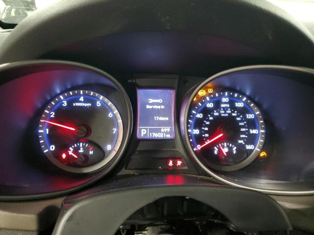 Hyundai SANTA FE Image 10