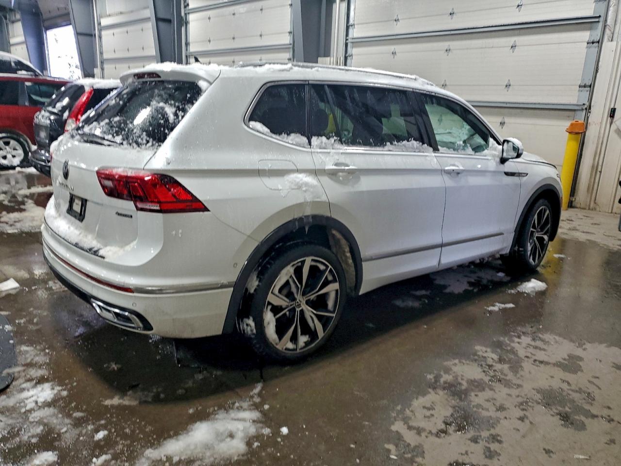 Volkswagen Tiguan Sel R-line Black Image 5