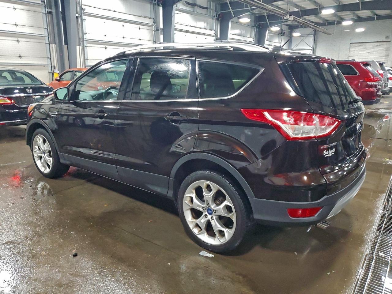 Ford Escape Titanium Image 2