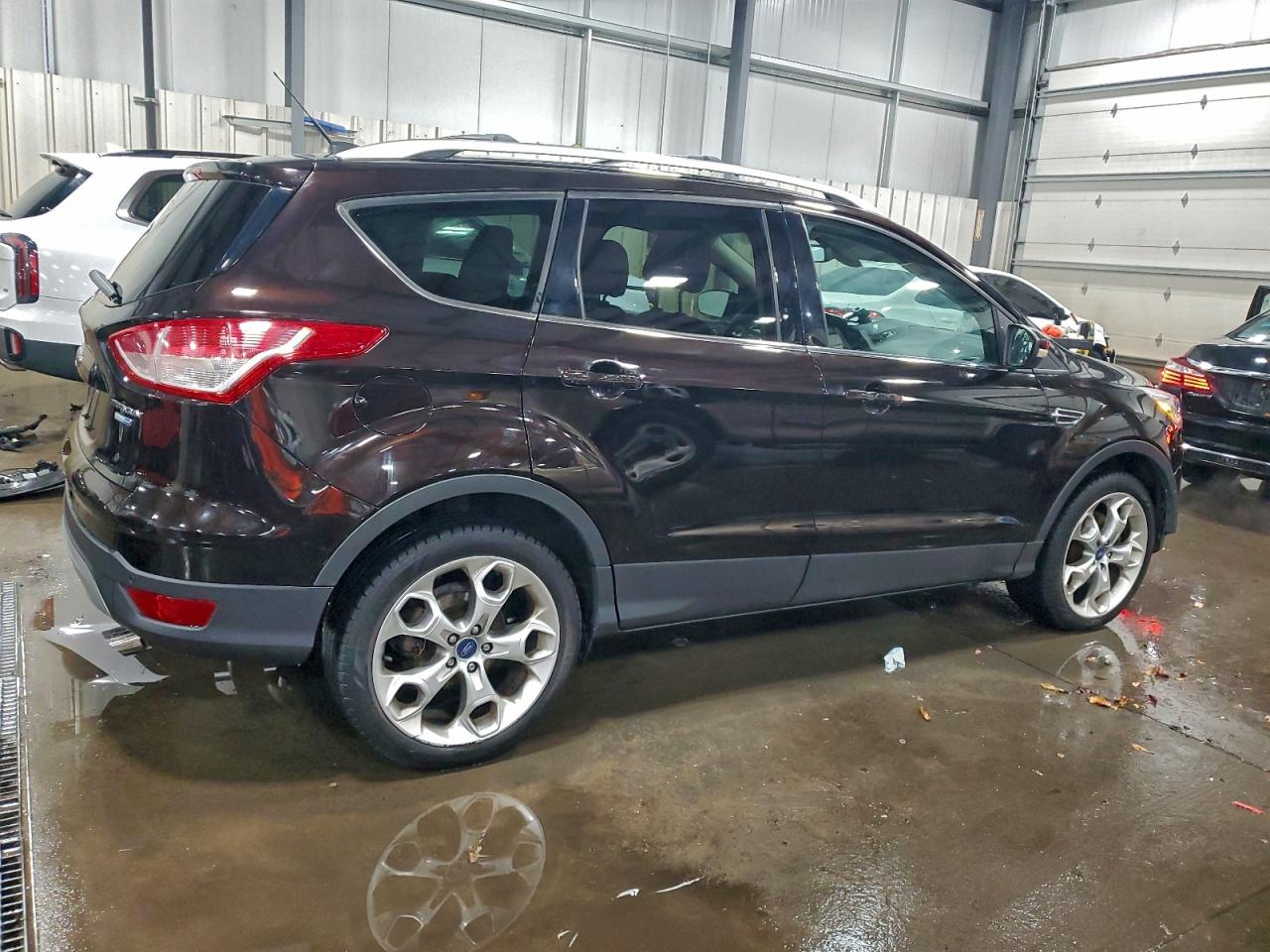 Ford Escape Titanium Image 5