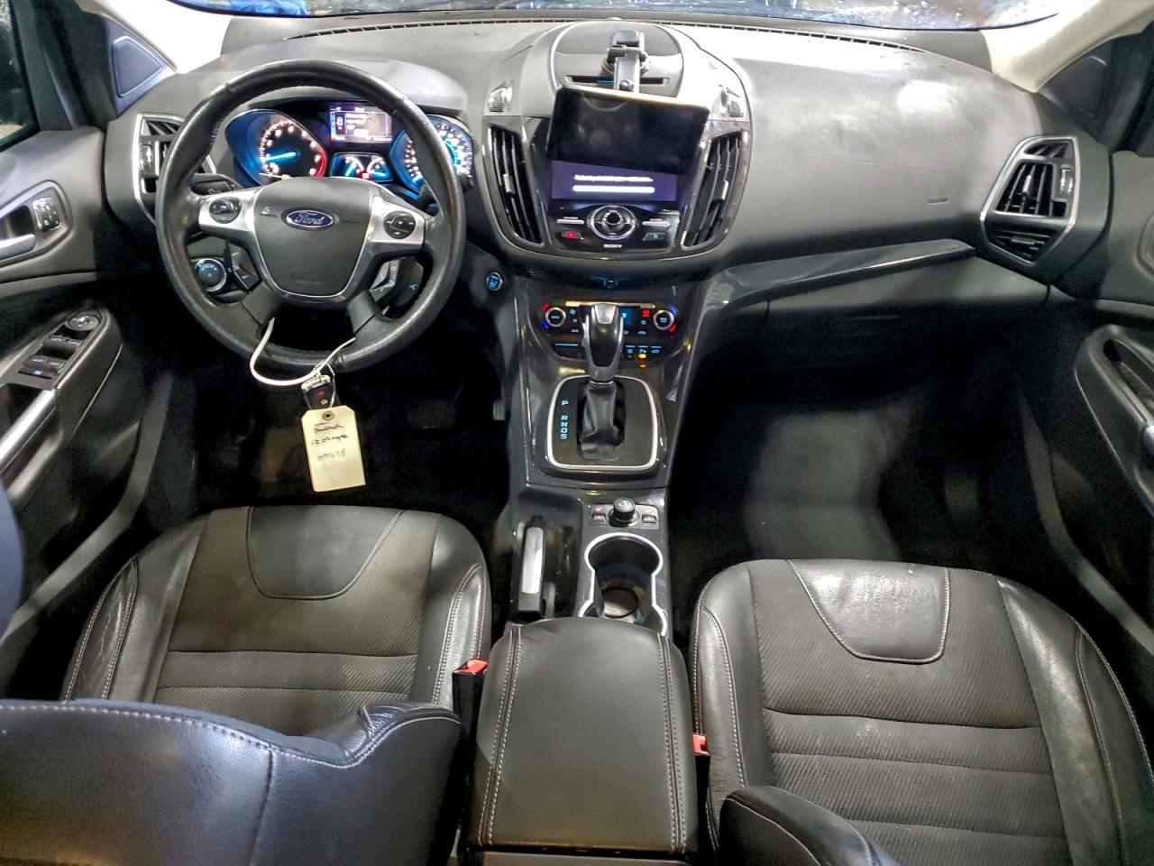 Ford Escape Titanium Image 6