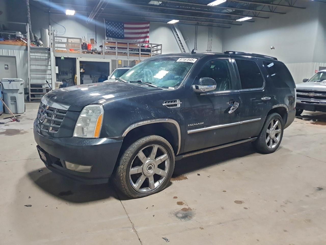 Cadillac Escalade Premium Image 1