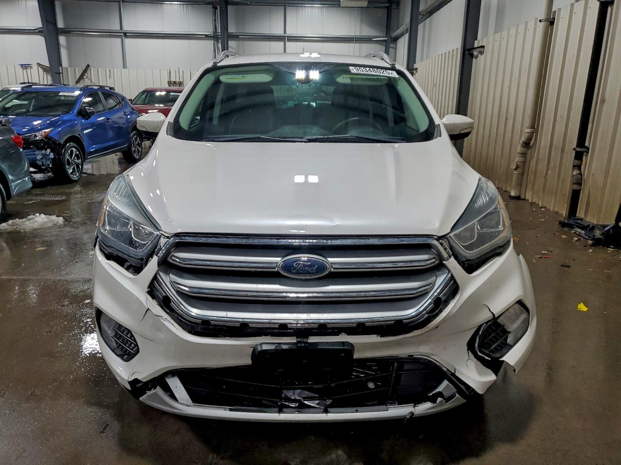 Ford Escape Titanium Image 11