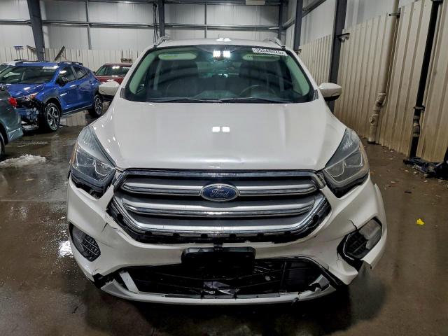 Ford Escape Titanium Image 11