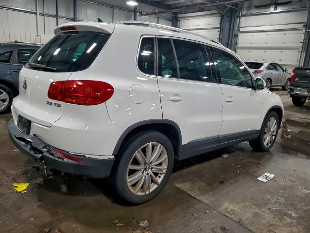 Volkswagen Tiguan S Image 13