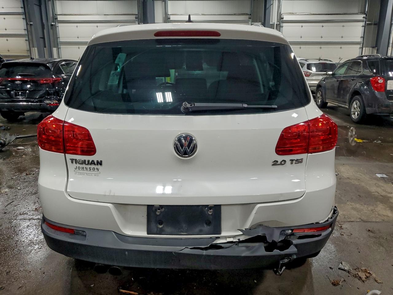 Volkswagen Tiguan S Image 7