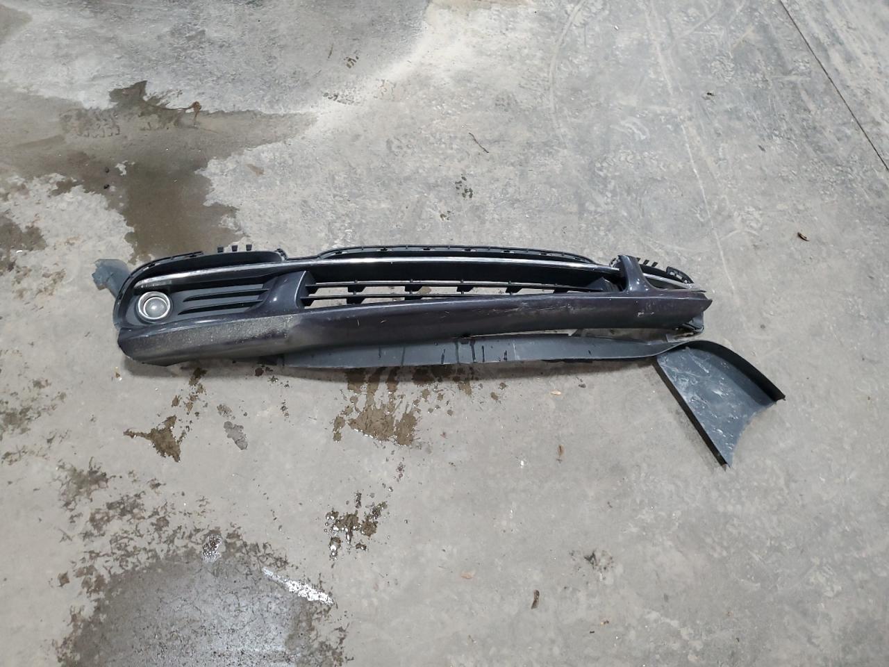 Chrysler Minivan Touring Image 7