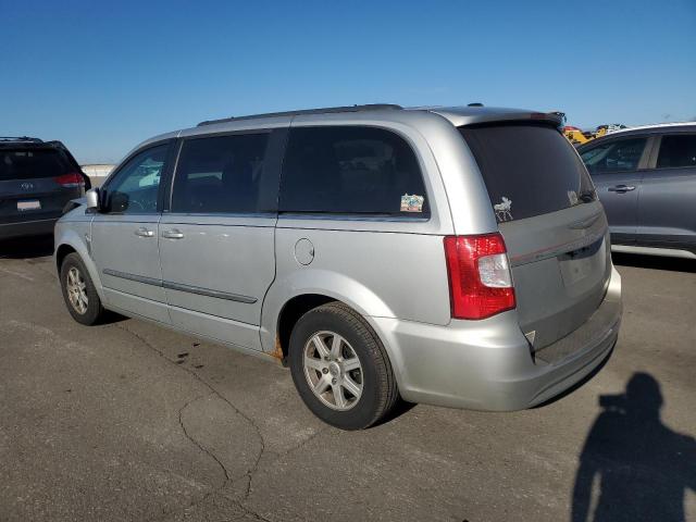 Chrysler Minivan Touring Image 7