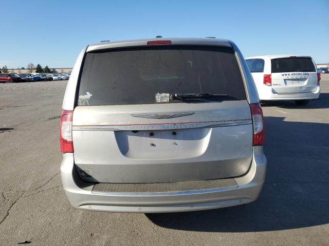 Chrysler Minivan Touring Image 5