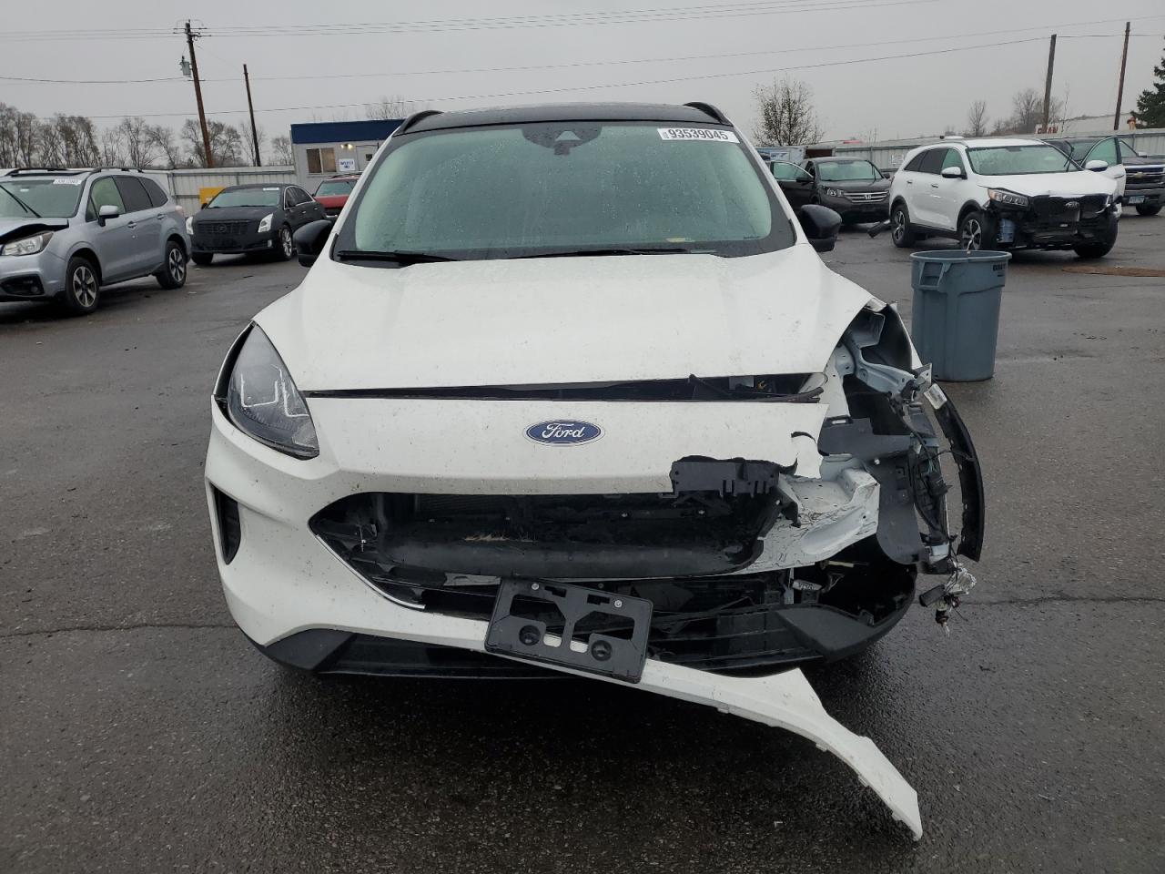 Ford Escape Se Image 3