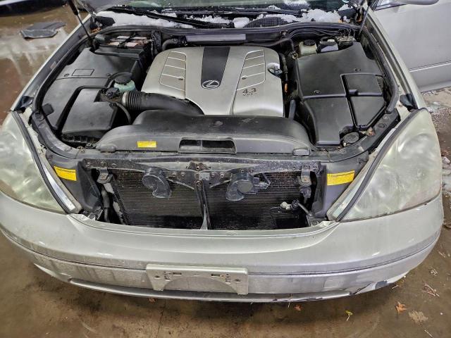 Lexus LS 430 Image 12