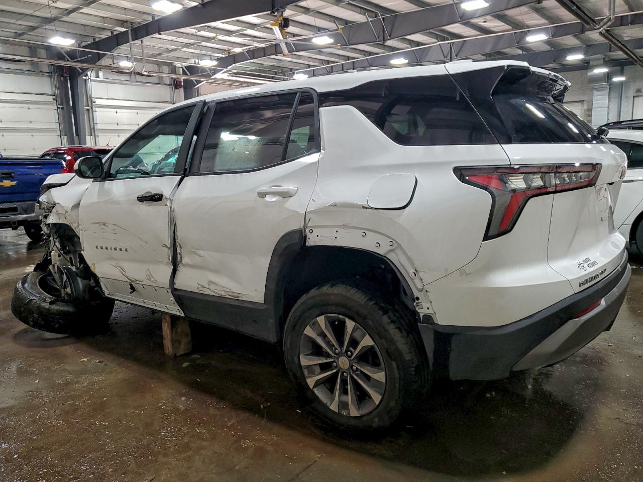 Chevrolet Equinox Lt Image 2