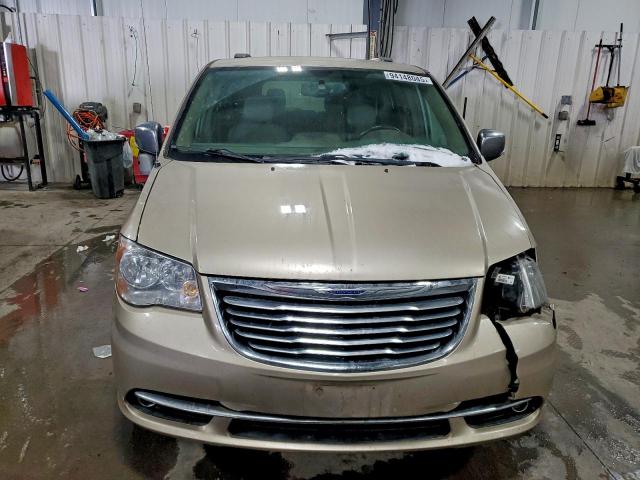 Chrysler Minivan Touring L Image 6