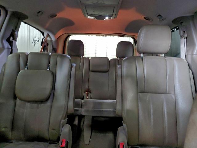 Chrysler Minivan Touring L Image 8