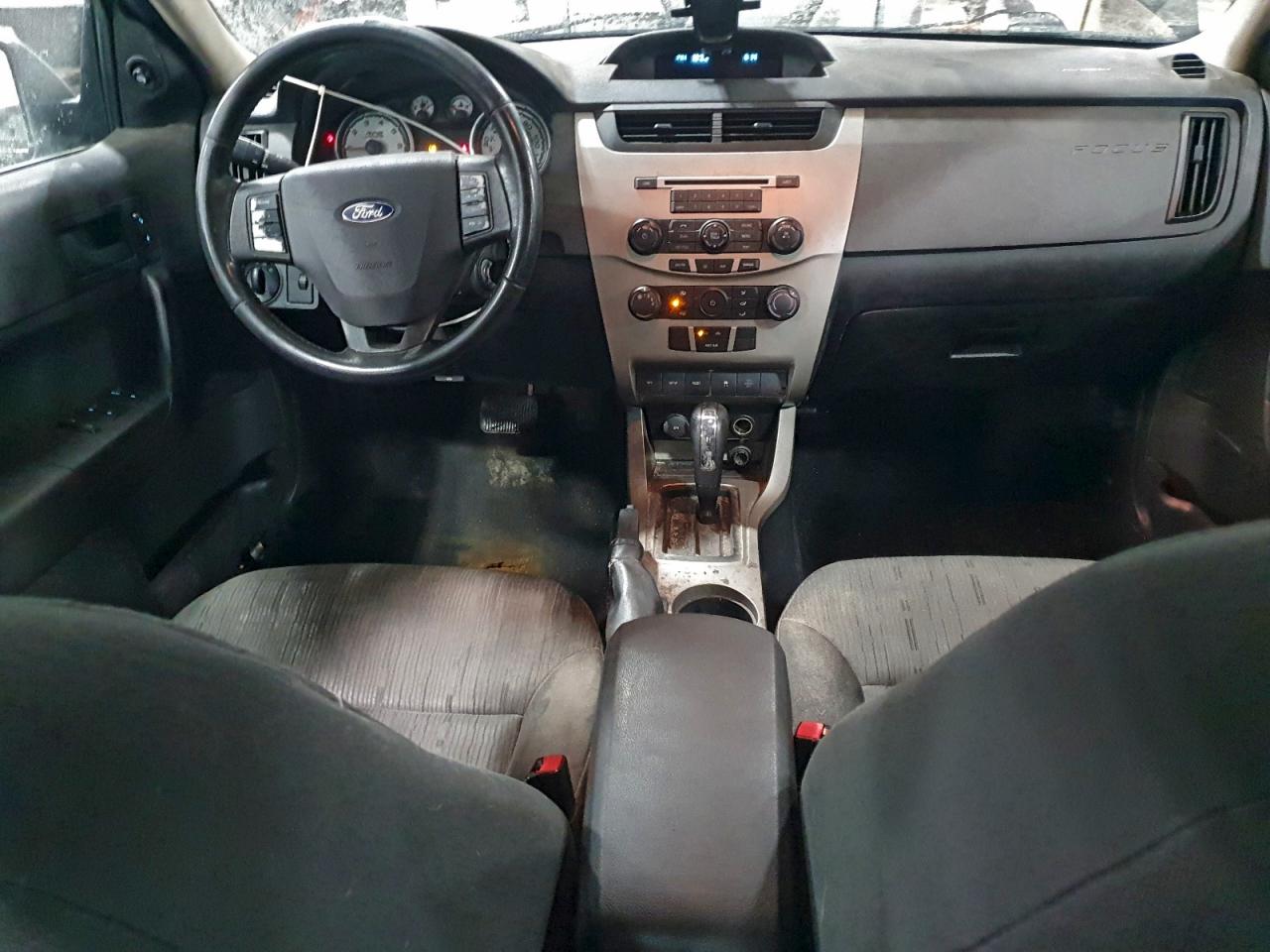 Ford Focus Se Image 8