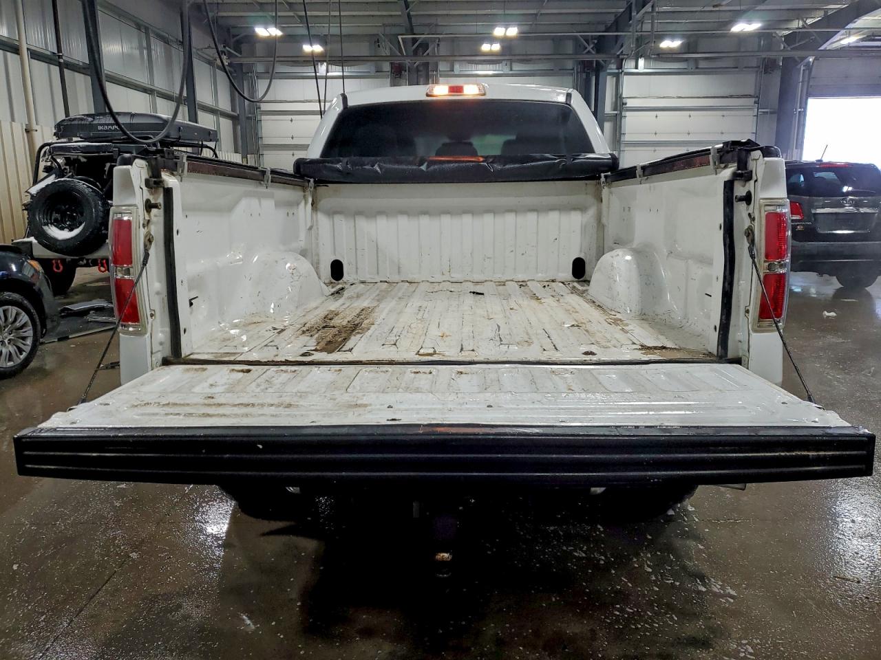 Ford F-150 Super Cab Image 9