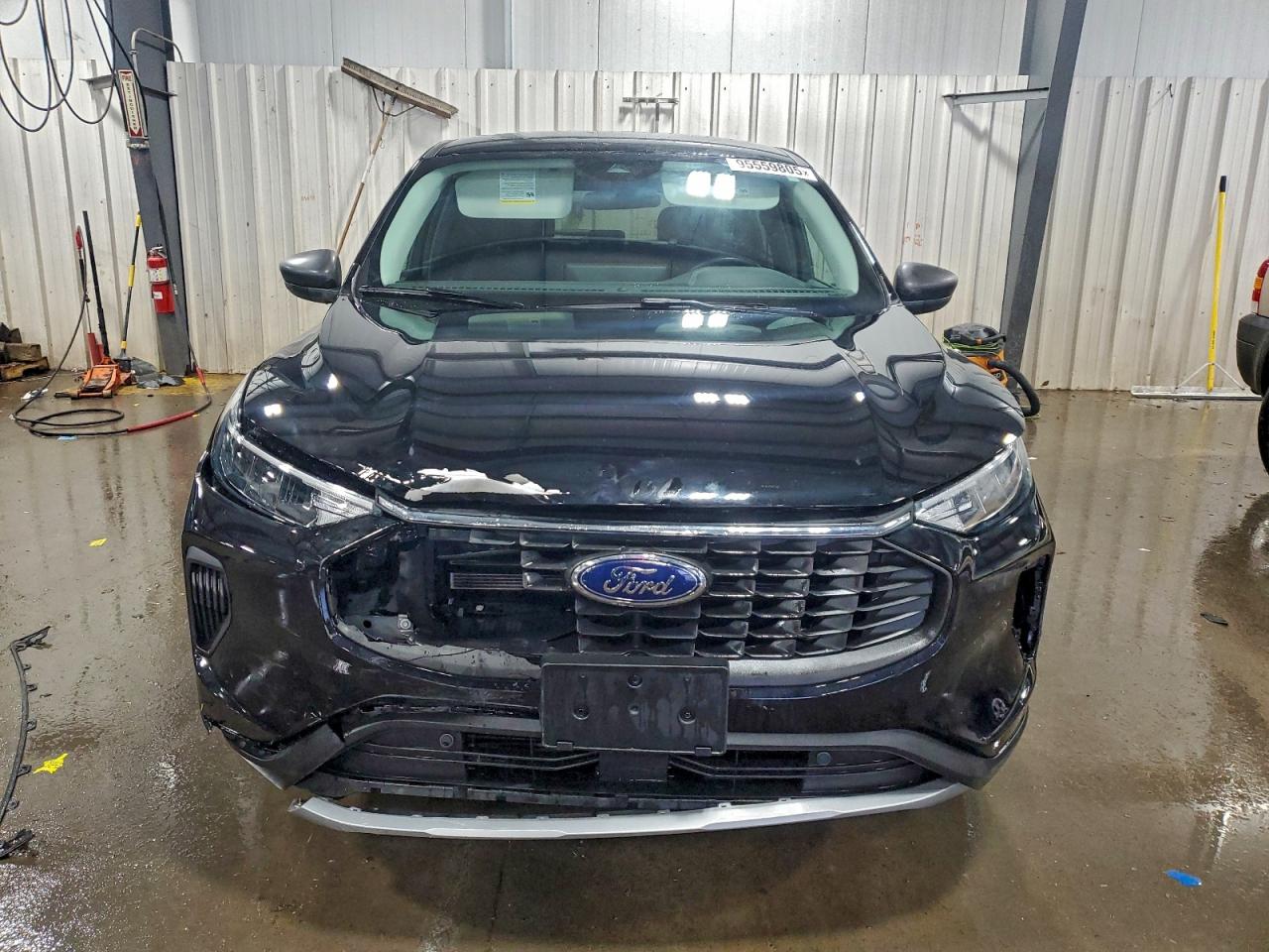 Ford Escape Active Image 9