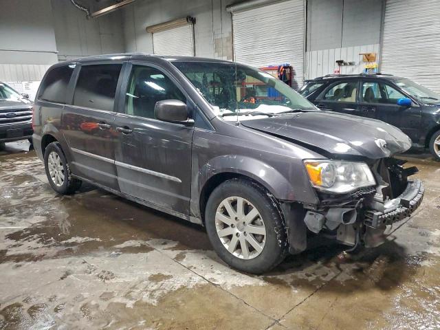 Chrysler Minivan Touring Image 3