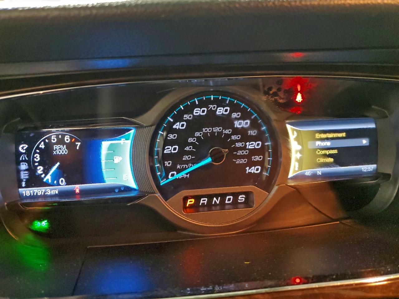 Ford Taurus Limited Image 11