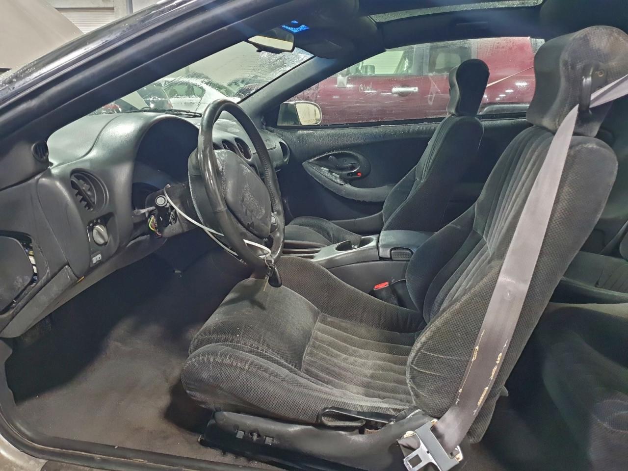 Pontiac Firebird Image 2