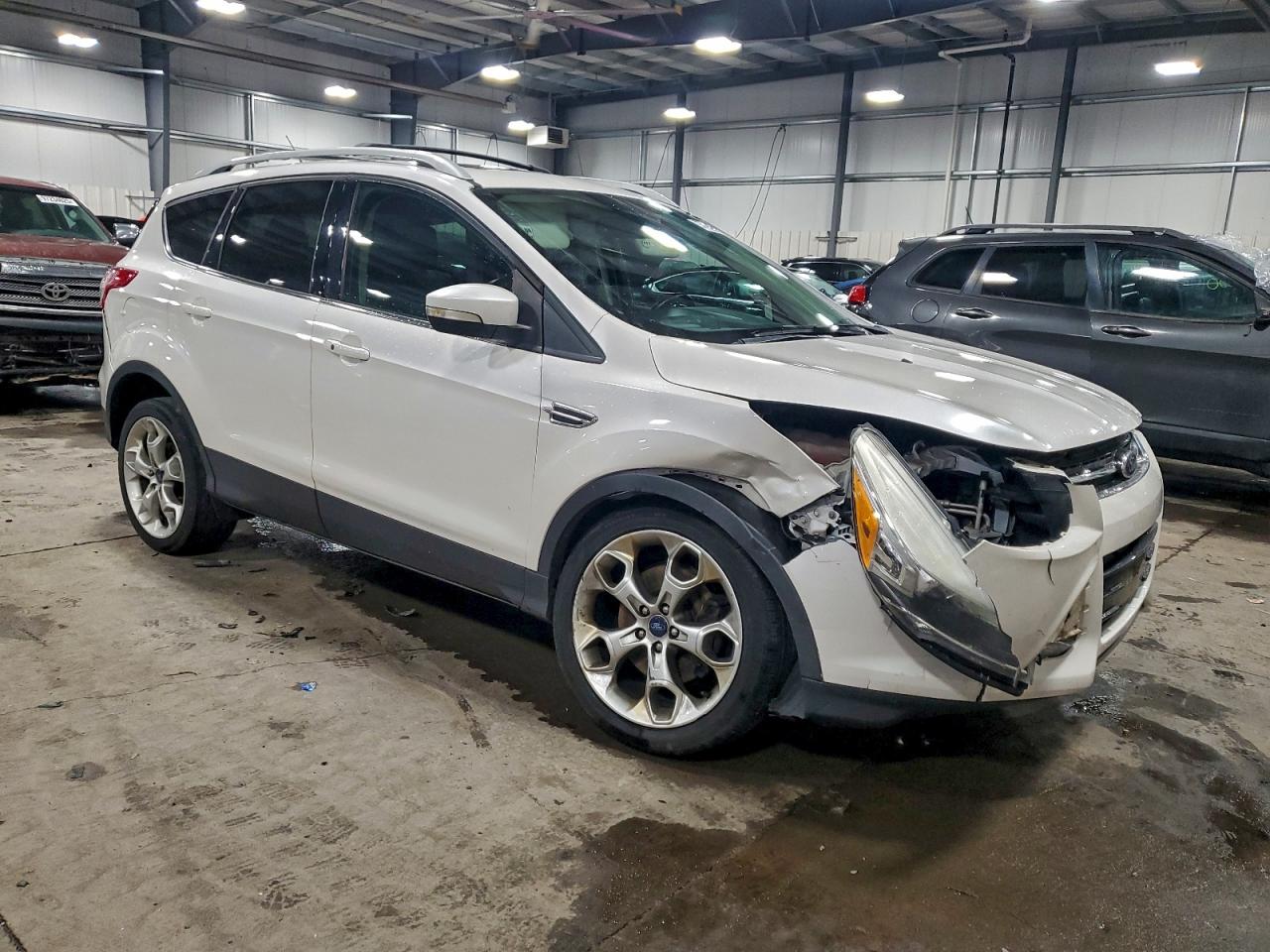 Ford Escape Titanium Image 5