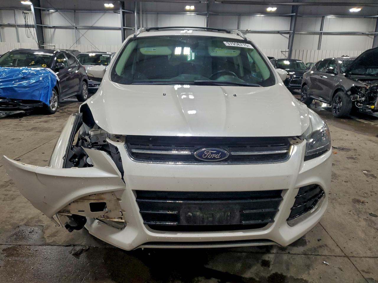Ford Escape Titanium Image 4